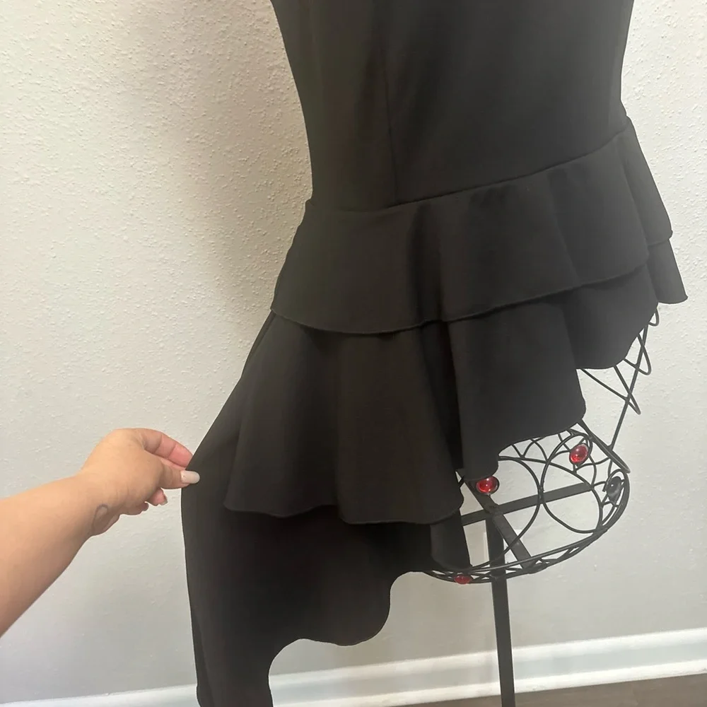 WinWin Black Ruffled Asymmetrical Halter Top - Picture 2 of 11